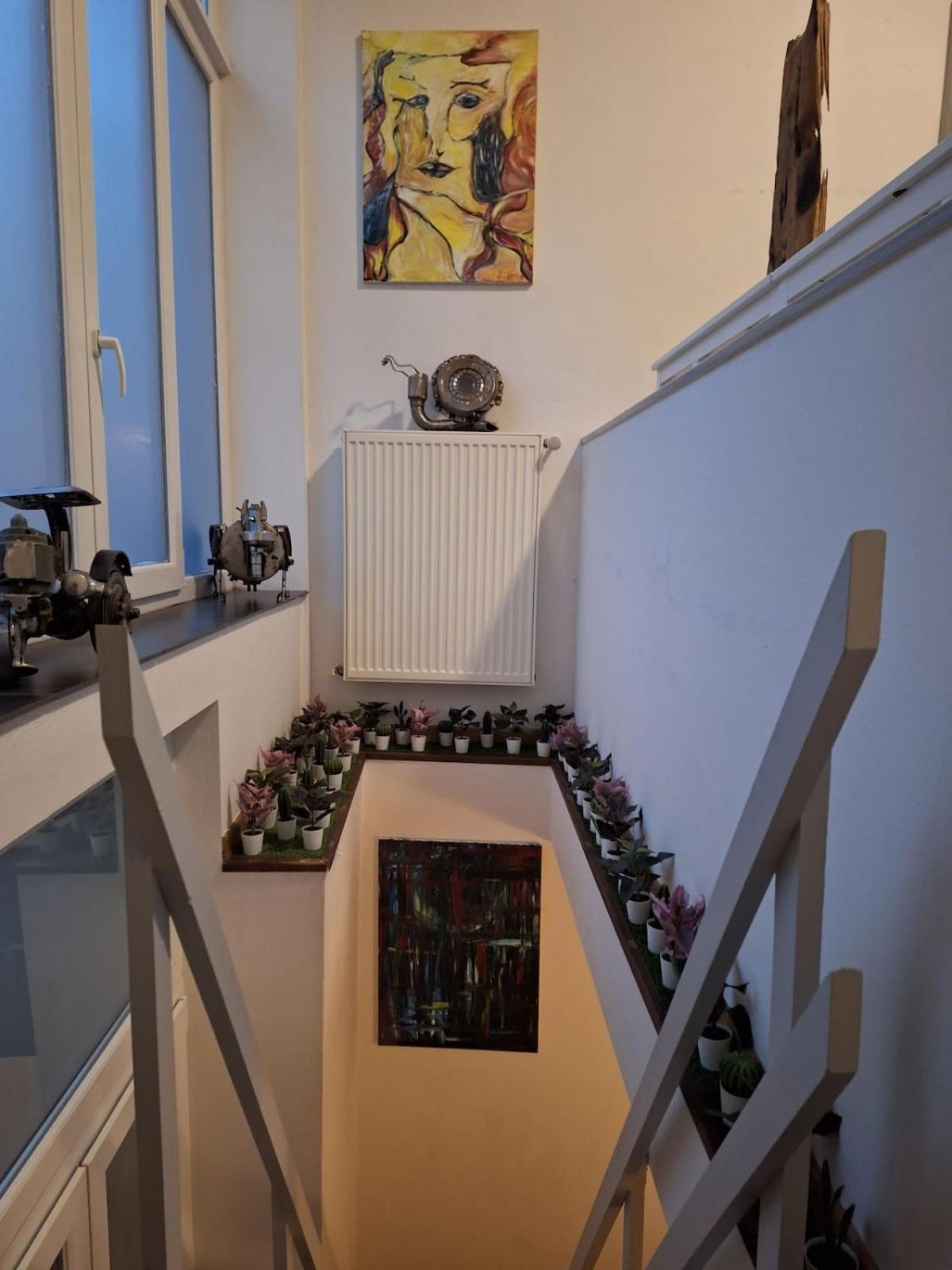 Alicia's Duplex European Quarter Apartamento